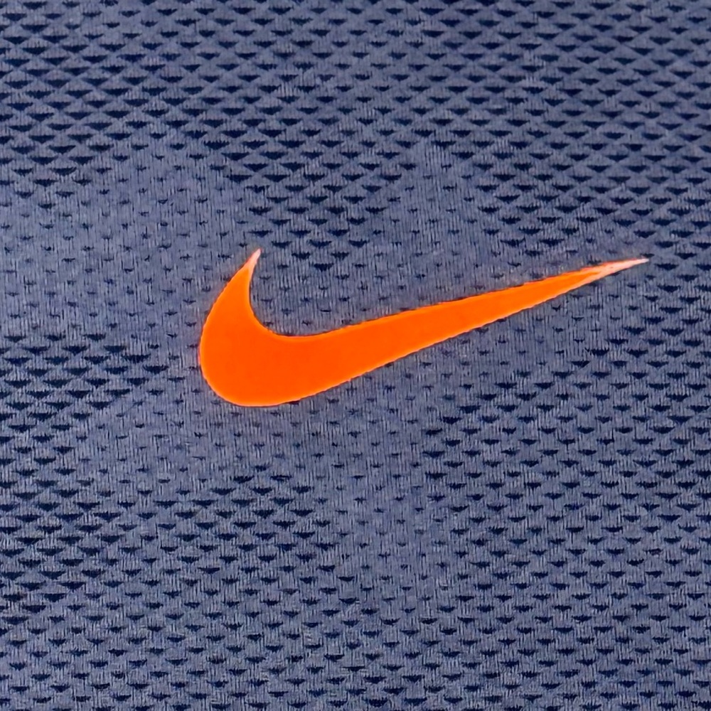 Nike Men's Camouflage Gray and Orange Tee - Picture 8 of 9